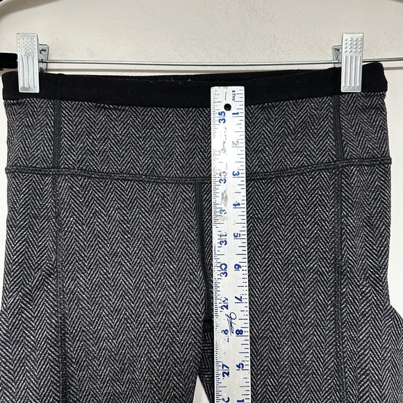 Lululemon Gray Women's Leggings‎ Size 4 - Picture 4 of 9